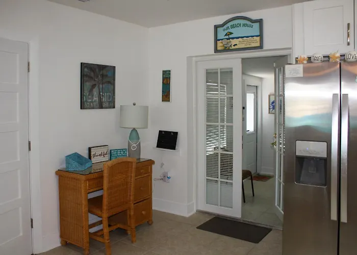 Clearwater W/ Private Pool & Pool Table Holiday home