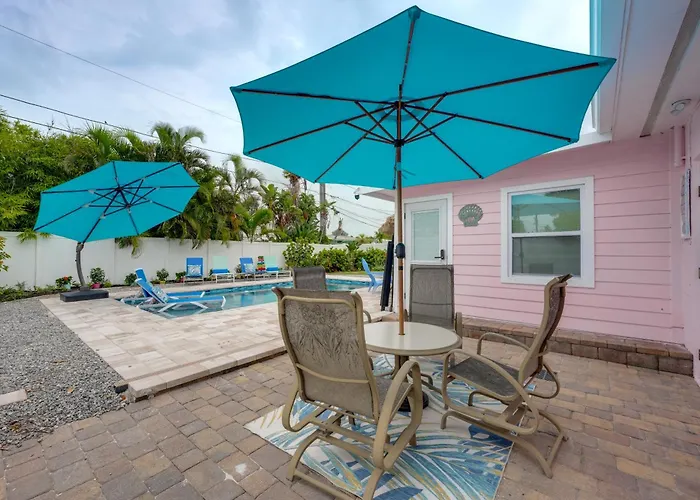 Clearwater W/ Private Pool & Pool Table *